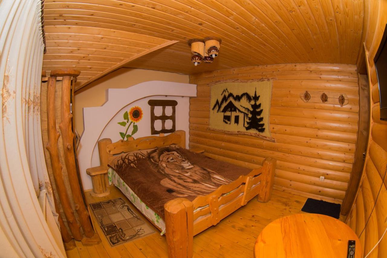 Садиба Вежа Verkhovyna Exterior foto